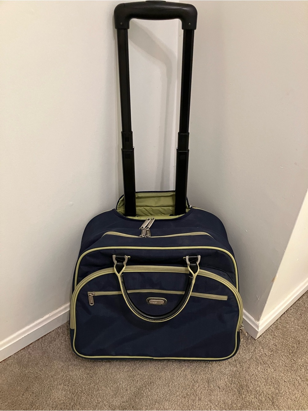 Baggallini Navy and Lime Green Rolling Travel Bag